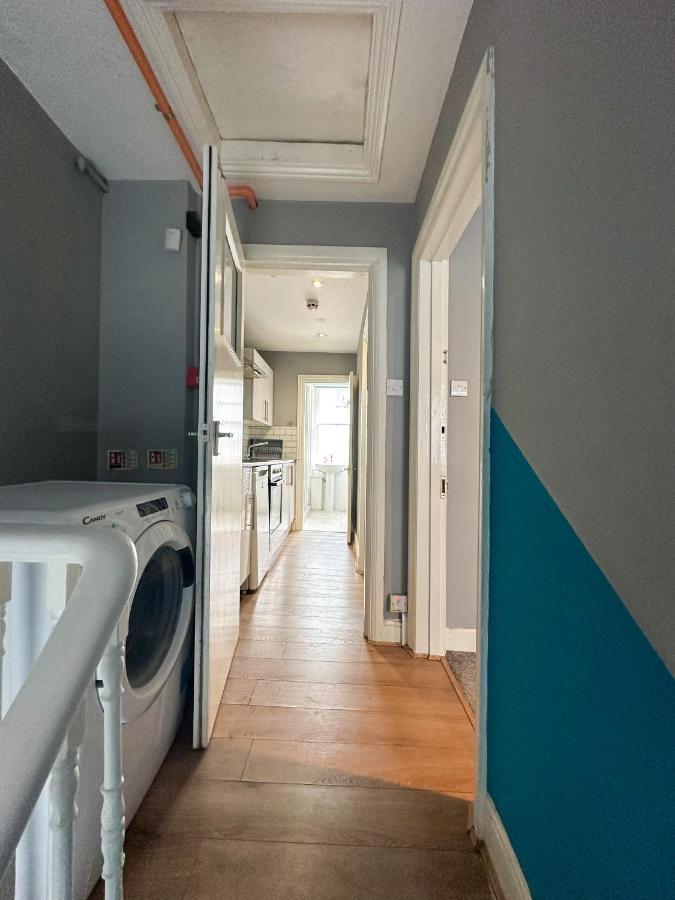 Number 27 Guesthouse Лондон Екстер'єр фото