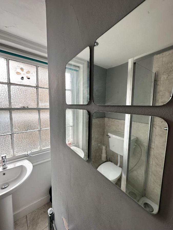 Number 27 Guesthouse Лондон Екстер'єр фото