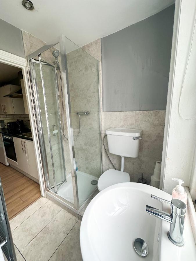 Number 27 Guesthouse Лондон Екстер'єр фото